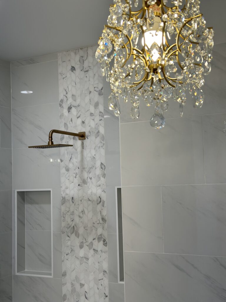 photo 4 from the True North bathroom remodeling project by ARTOS